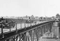 Einheiten der 4. PD überqueren den Albert-Kanal (Belgien, 11. Mai 1940)