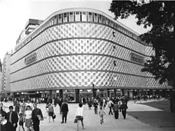 Warenhaus „Blechbüchse“ in Leipzig, 1968