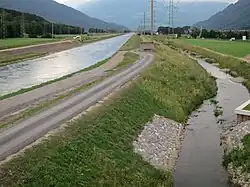 Bunker entlang der Linth (Richtung Walensee), Benkner Büchel links