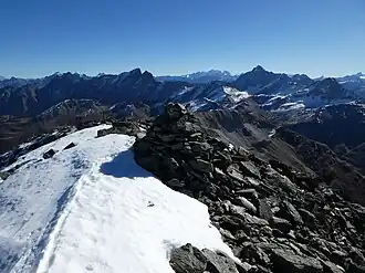 Steinmann auf dem Piz Grisch