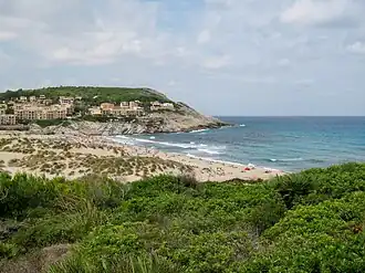 Cala Mesquida, Blick von Osten, links Hotelanlage