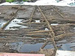 Ausgrabungsfläche mit dem jüngsten Pfahlweg, 2006