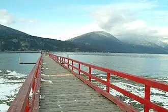 Anlegestelle von Canoe am Shuswap Lake