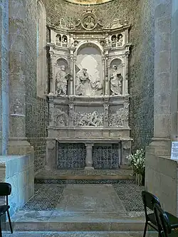 Altarretabel in der Petruskapelle