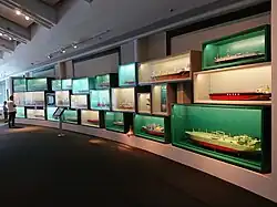 Modelle von Frachtschiffen