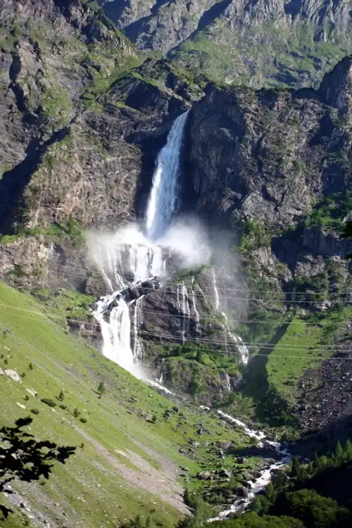 Gegend um den Cascate del Serio