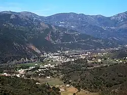 Vue de l’agglomération de Ponte-Novu dans la vallée du Golo