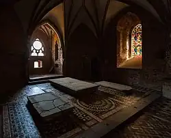 Grabplatten dreier Hochmeister in der Annen-Kapelle