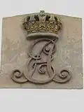 Wappen des Hannoverschen Königs Ernst August V: am Giebel der klassizistischen Reithalle