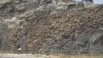 Säulige Absonderung im Cerro Negro de Calasparra