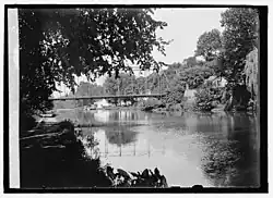 Die Chain Bridge zwischen 1909 und 1923