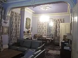 Kronleuchter als Hauptlichtquelle