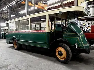 Renault-Omnibus von 1927 der von der Société des transports en commun de la région parisienne (STCRP) eingesetzt wurde
