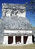 Unterer Teil des Tempels mit Jaguarthron