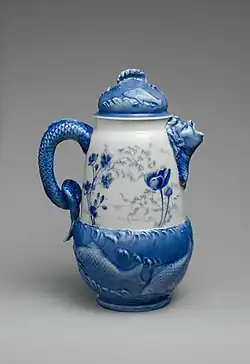 Schokoladekanne im blauen und weißen Porzellan (1890–1896), Metropolitan Museum of Art, New York.