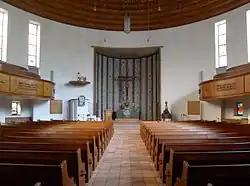 Blick auf den Altarraum