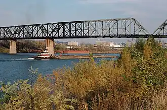 Der Durchlaufträger über drei Brückenfelder 1987, Fußweg auf der Westseite noch vorhanden
