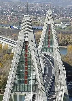 Megyeri-Brücke