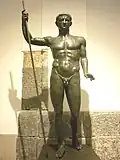 Bronzestatue des Claudius (rechte Exedra)[11]
