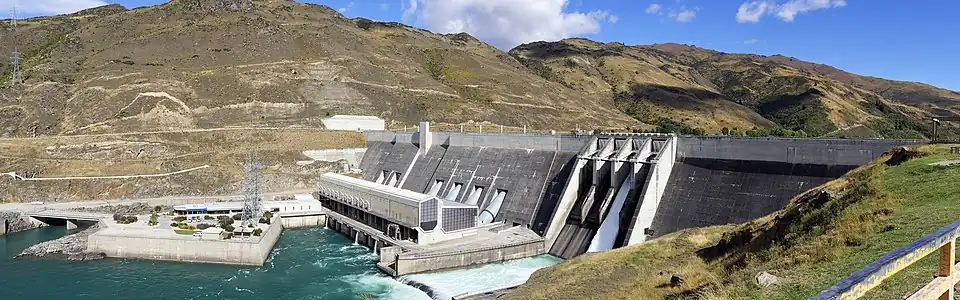 Clyde Power Station mit Clyde Dam