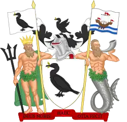 Wappen von Liverpool. Ein schwarzer „Liverbird“ (Kormoran) mit dem Zweig Purpurtang im Schnabel auf weißem Grund. Das Wappen wird gehalten von einem Poseidon mit dem Dreizack und einem Meermann mit Fischschwanz und Muschelhorn. Die Figuren halten zusätzlich zwei Fahnenstangen; auf den Fahnen ist erneut der Liverbird, bzw. ein Handels-Segelschiff zu sehen. Auf der Helmzier ist zusätzlich ein Liverbird dargestellt.