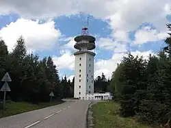 Turm am Straßenpass Col du Valsberg