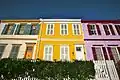 Eine für Valparaíso typische bunte Häuserzeile am Paseo Mirador Atkinson