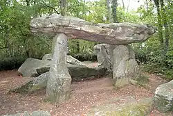 Dolmen der Allée couverte de la Pierre-Folle