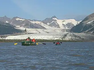 Blick über den Miles Lake auf den Childs-Gletscher