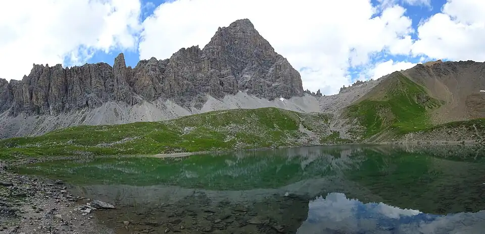 Tinzenhorn und Pass digls Orgels, aufgenommen vom Lai Tigiel.