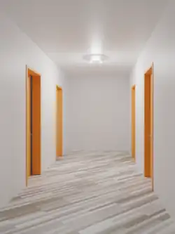 Konventionelle Flur­beleuchtung mit Decken­leuchte