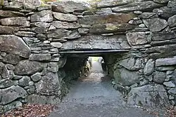 Blick aus der Kammer in den Gang