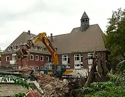 Das zum Abriss vorbereitete Gemeindehaus