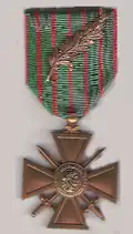 Croix de guerre mit einem Palmenzweig an die 3. und an die 4. Escadron