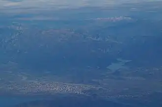 Cukali-Bergland von Westen mit Shkodra im Vordergrund