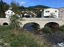 Steinerne Brücke von 1827 in Döttingen