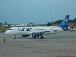 Piloten fragen um Rollerlaubnis.