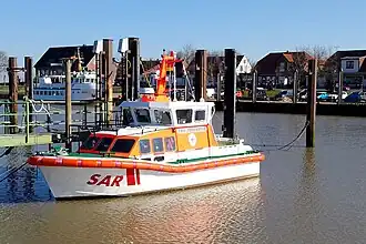 Seenotrettungsboot EMIL ZIMMERMANN im Hafen von Fedderwardersiel