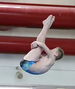 1/4 Salto, Beginn der Ausführung B