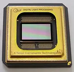 Mikrospiegelarray (DLP-Chip) von Texas Instruments im Gehäuse