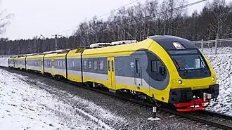 Fünfteiliger Gelenktriebwagen DP-M-001 des russischen Herstellers Metrowagonmasch auf Versuchsfahrt