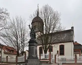 Kirche und Denkmal (2013)