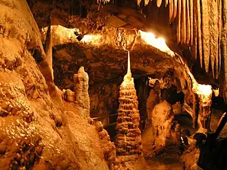 Kaiserhalle in der Dechenhöhle