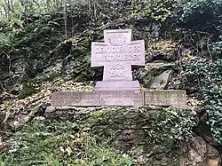 Ehrenmal (Gedenkkreuz) für die im Zweiten Weltkrieg Gefallenen