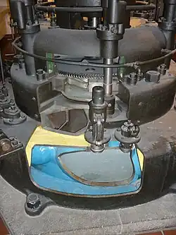 Seitlich aufgeschnitten