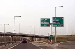 Die zwei Überführungsbauwerke, vom Süden aus gesehen