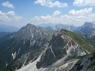 Dreifingerspitze von Westen, vom Piz da Peres, links der Maurerkopf