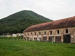 Ehemaliges Eisenhüttengebäude, Industriekulturgebäude aus dem 19. Jh.