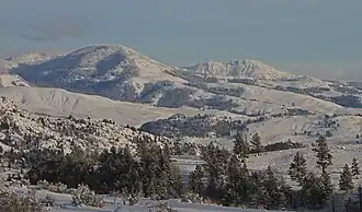 Druid Peak (links) und Mount Norris (Hintergrund rechts)