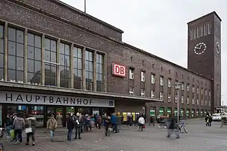 Empfangsgebäude
